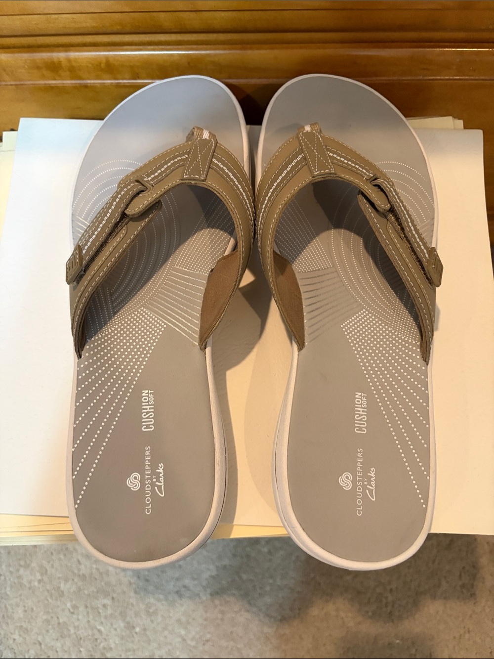 CLARKS Cloudsteppers